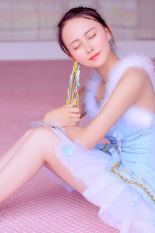 韩彩英三级